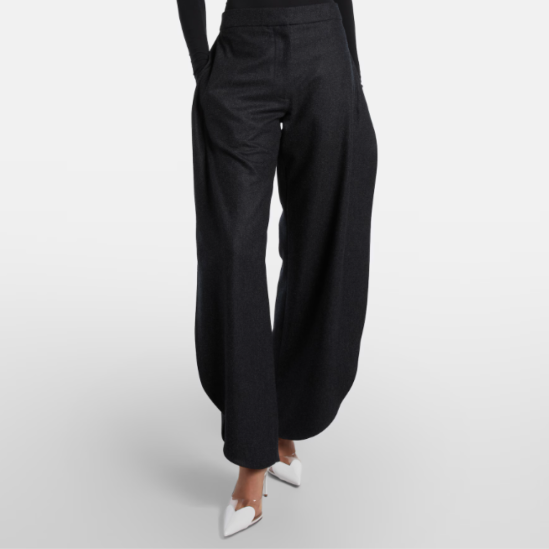 ALAIA Le Coeur Slingback