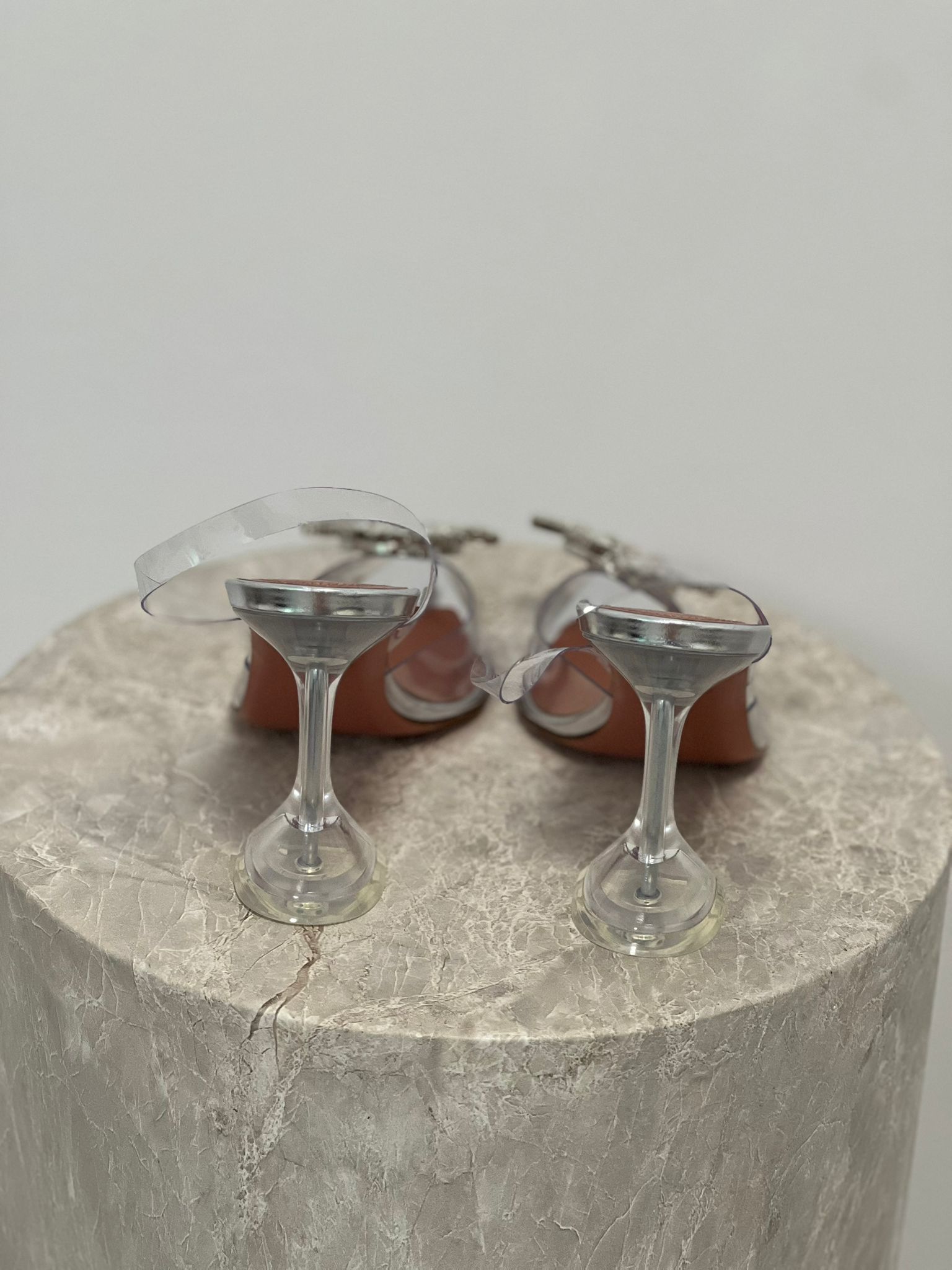 AMINA MUADDI BEGUM CRYSTALS