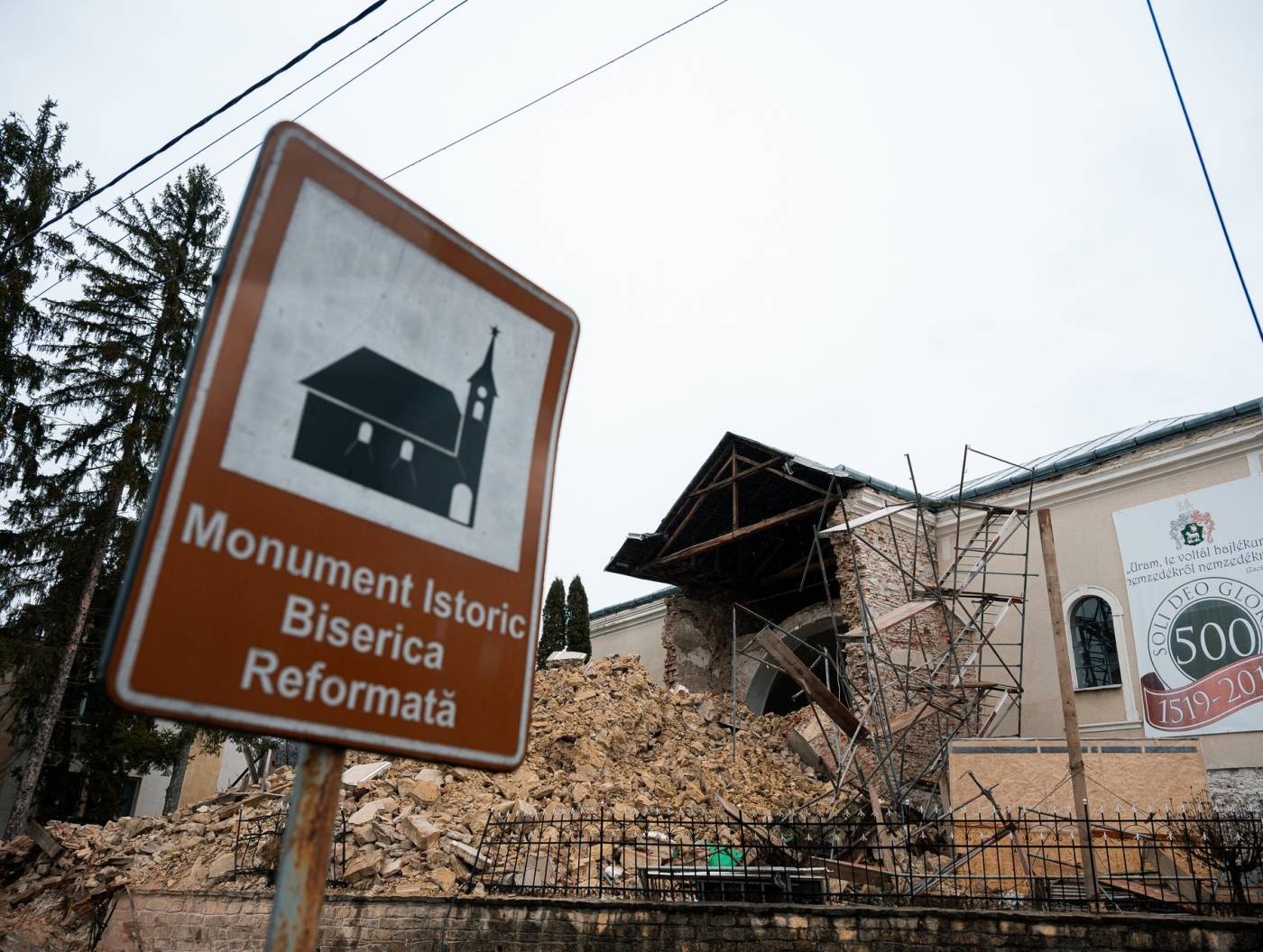 Leomlott a szilágycsehi református templom tornya